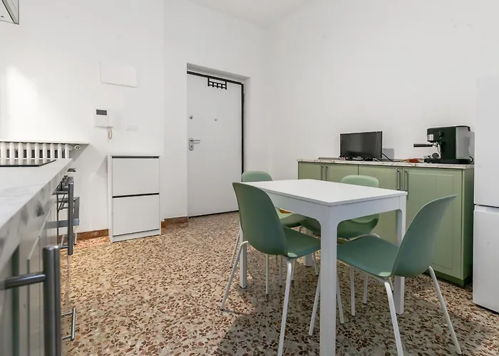 Frapolli 40 Elegant * Milánó